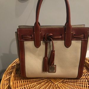 Dooney and Bourke purse
